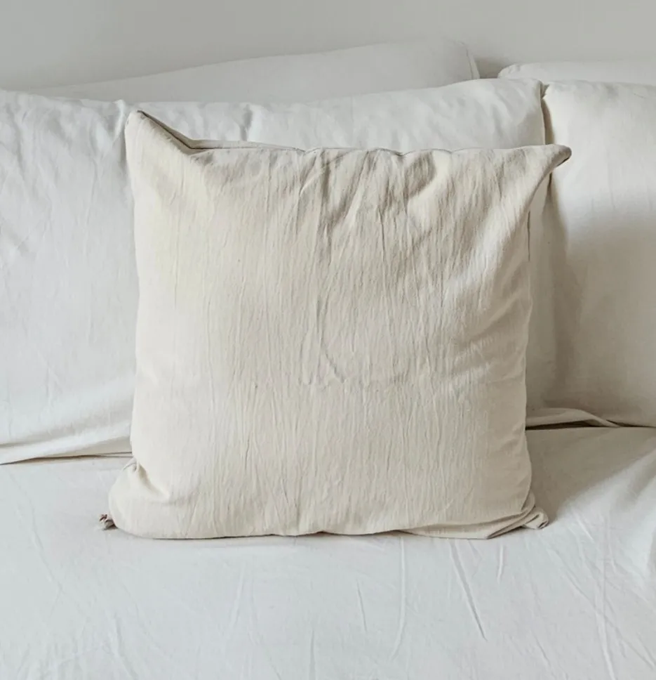 Almohadón de lino beige